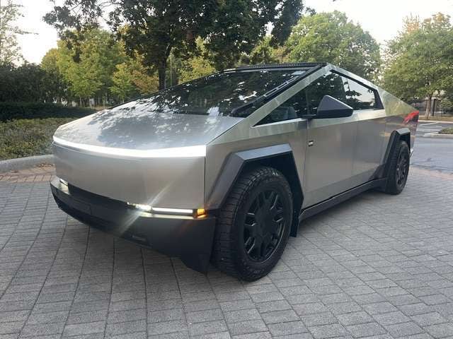 2024 Tesla Cybertruck