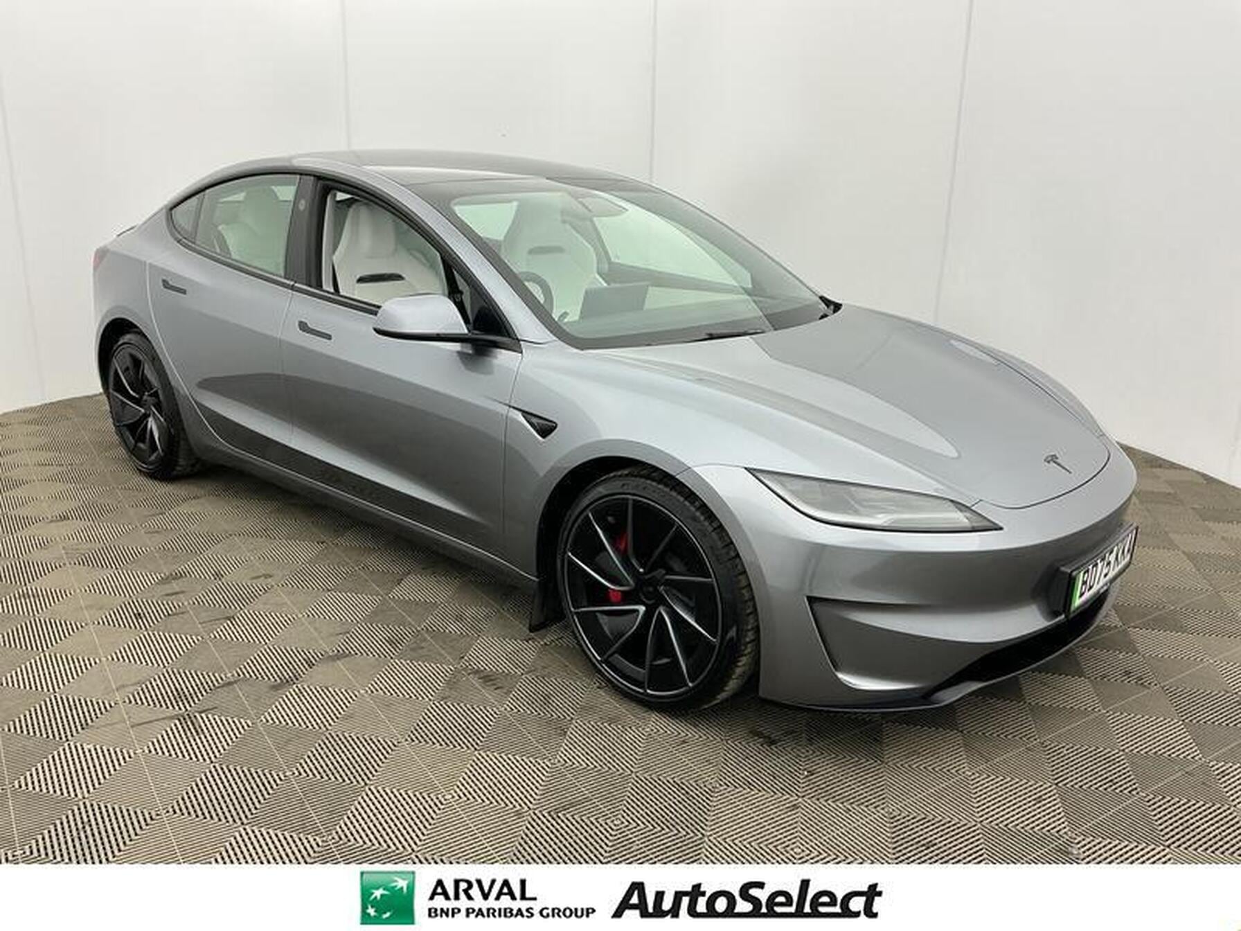 2025 Tesla Model 3