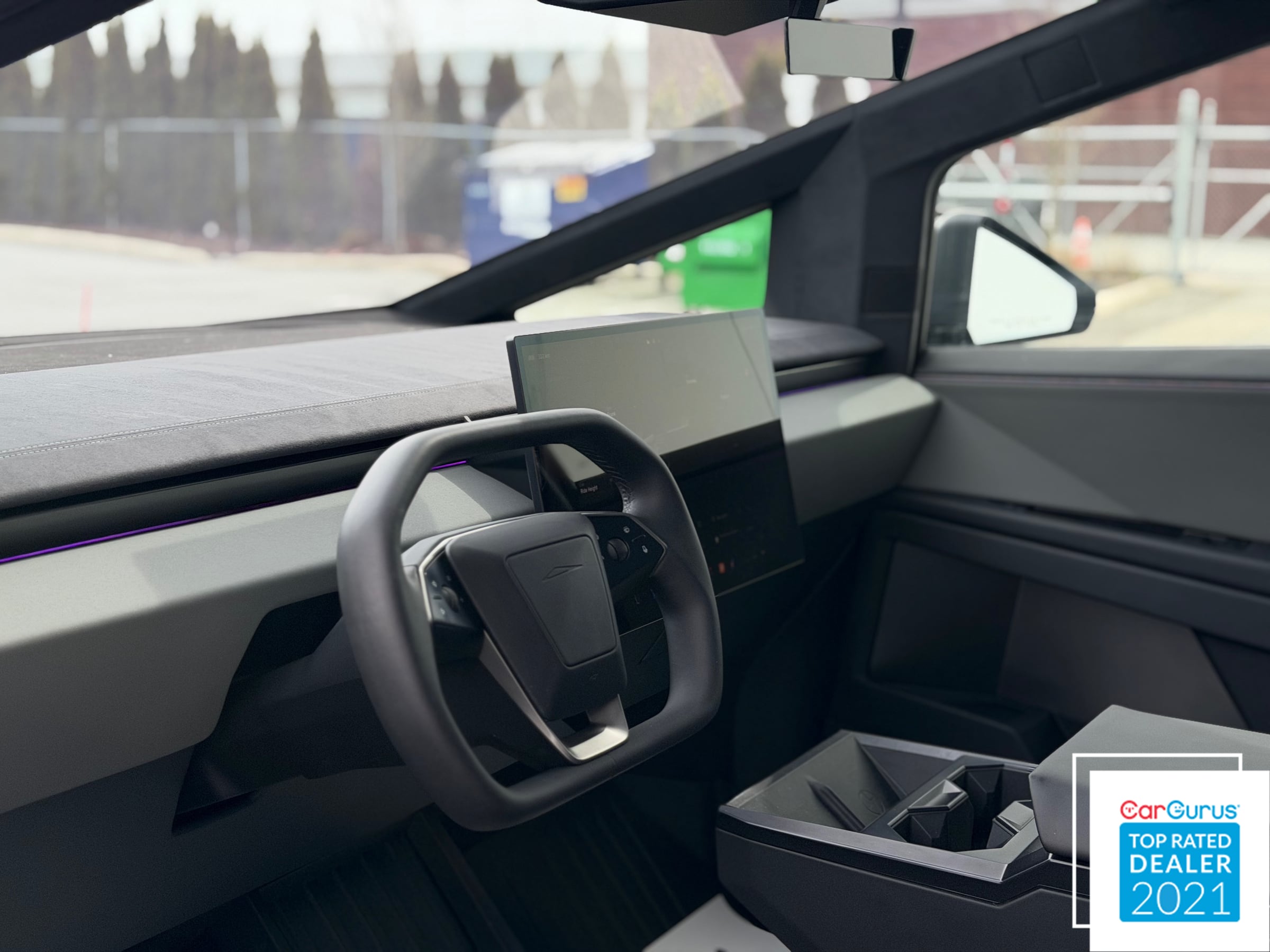 2024 Tesla Cybertruck photo 10