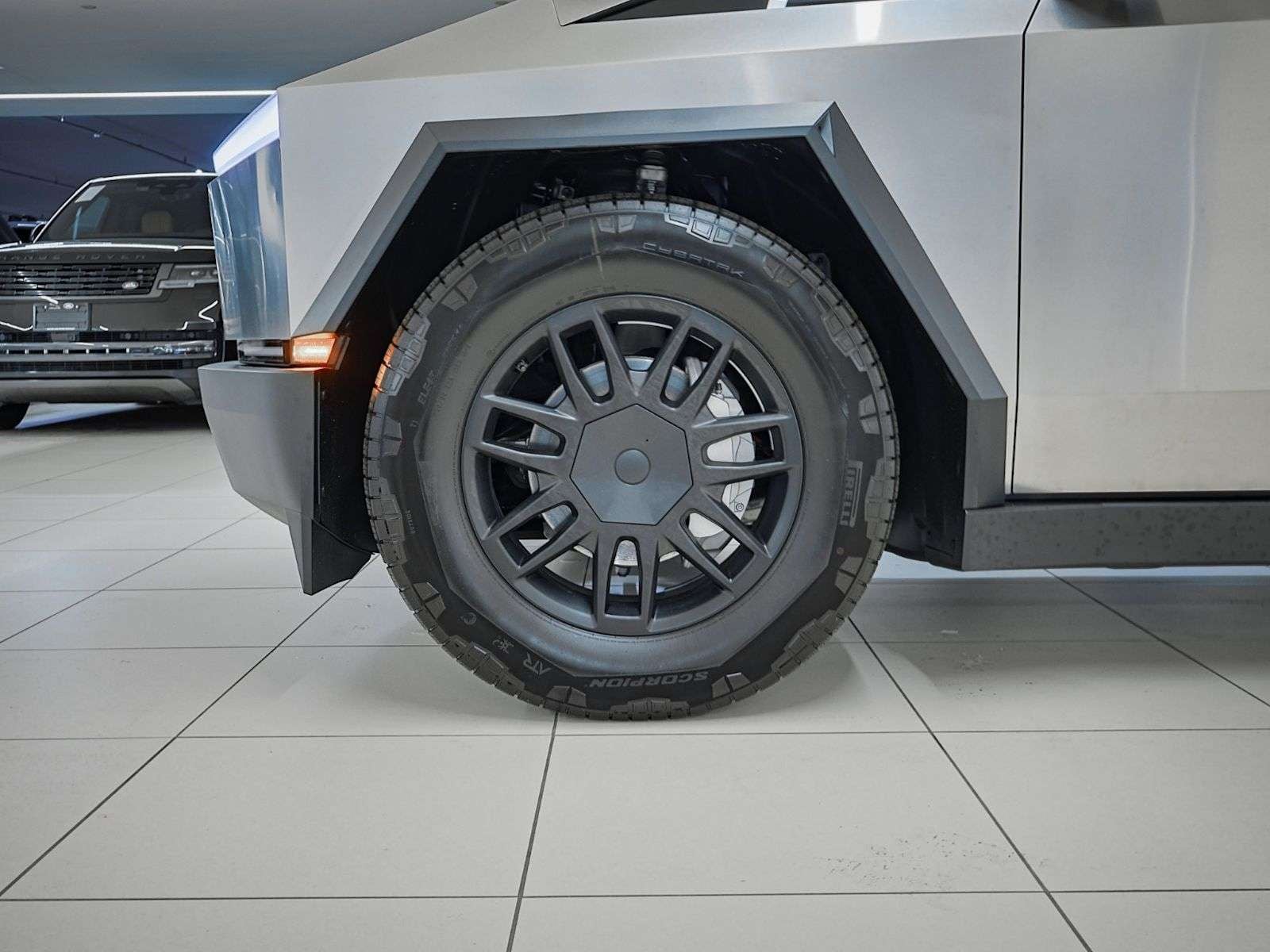 2026 Tesla Cybertruck photo 8