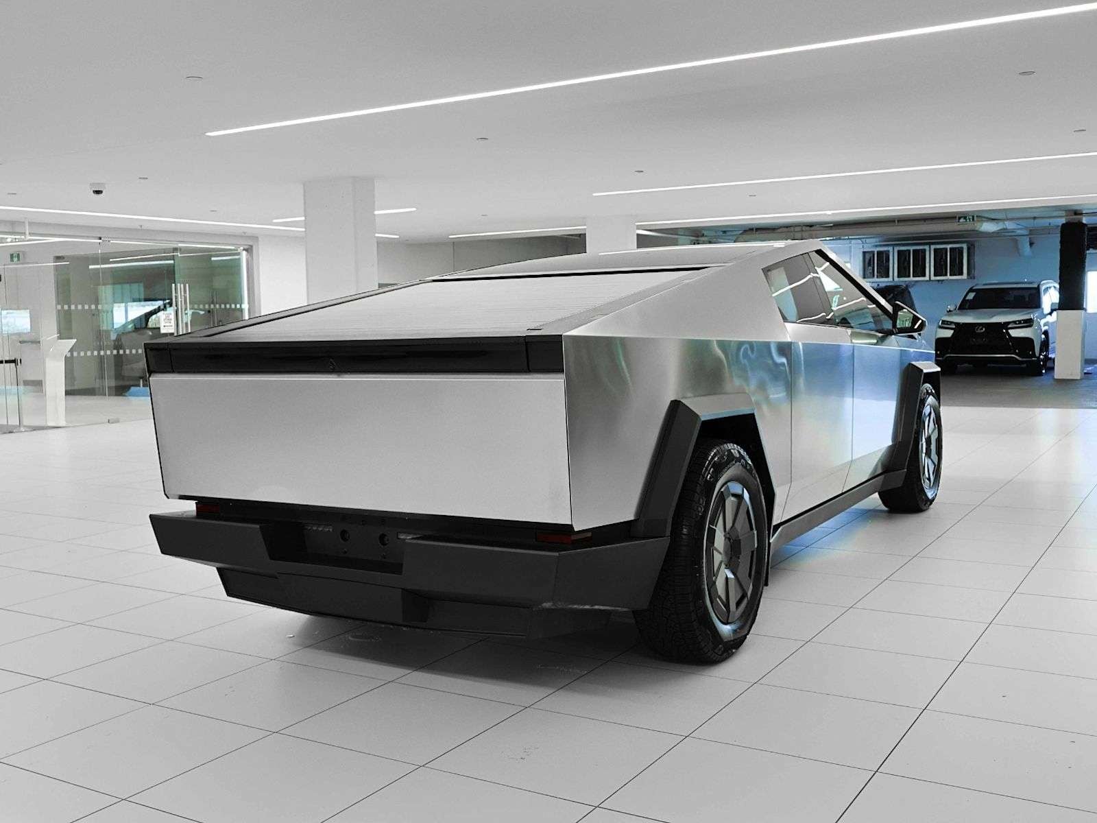2026 Tesla Cybertruck photo 7