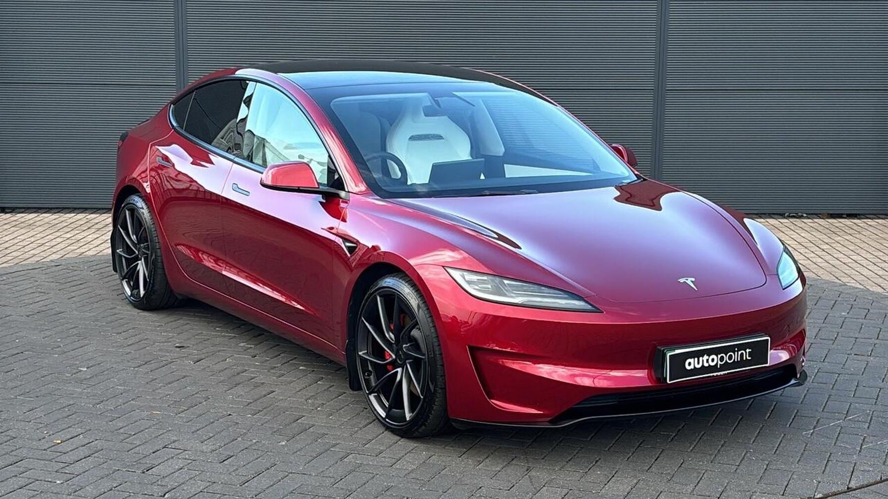 2025 Tesla Model 3