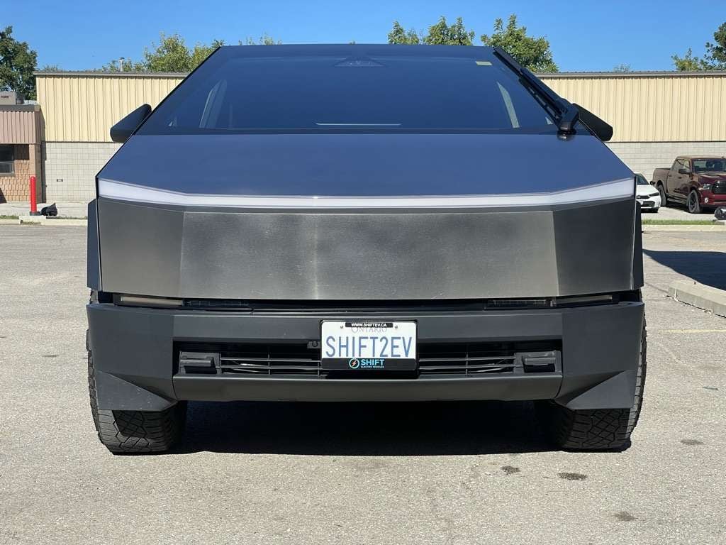 2024 Tesla Cybertruck photo 5